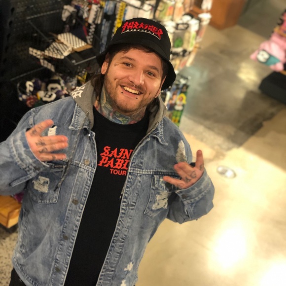 Meet your Posher, Beau - Picture 4 of 7